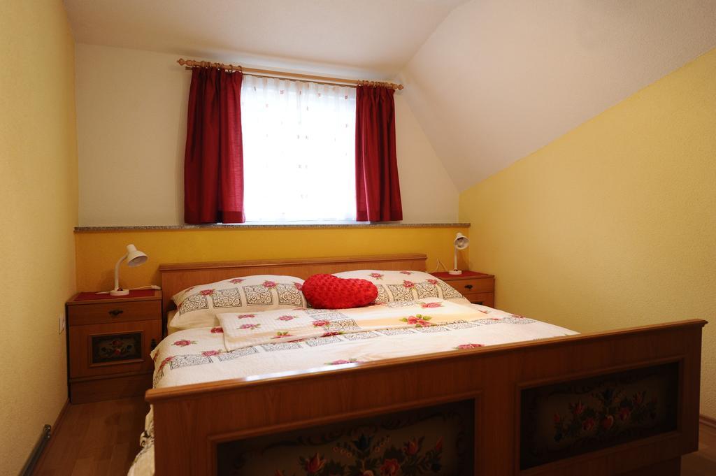 Fruehstueckspension Lach Panzió Eberndorf Szoba fotó